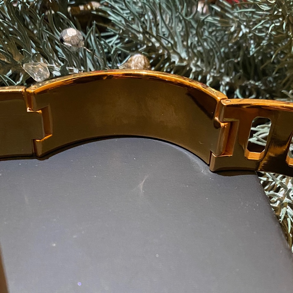Michael Kors Rose Gold Pavé Turn-Lock Bangle - Picture 7 of 7